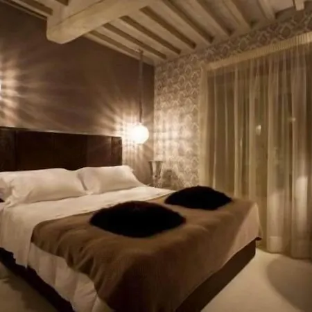 מלון Palazzo Bontadosi &