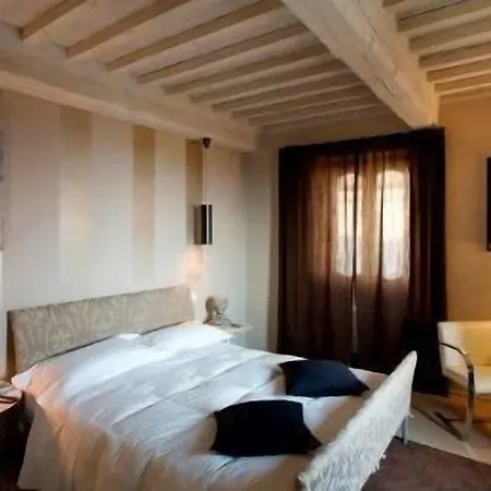 Palazzo Bontadosi & Montefalco