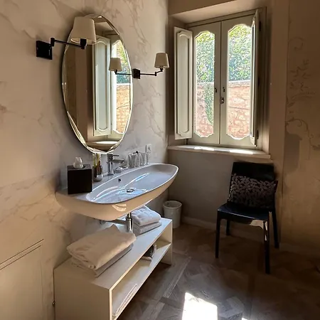 Ξενοδοχείο Palazzo Bontadosi & 4*