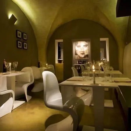 Palazzo Bontadosi & 4*