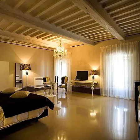 호텔 Palazzo Bontadosi & 몬테팔코