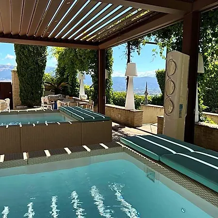 Palazzo Bontadosi & 4*