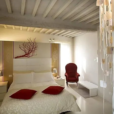 Palazzo Bontadosi &