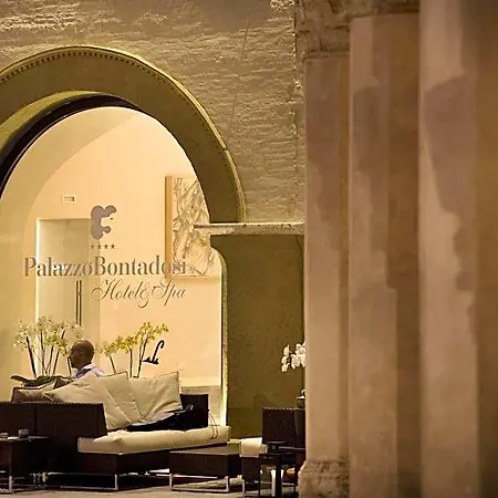 호텔 Palazzo Bontadosi &