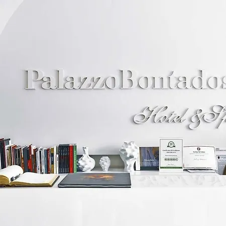 Palazzo Bontadosi & 호텔 4*