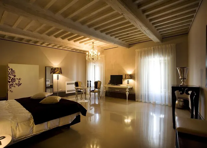 Hotel Palazzo Bontadosi & 4*