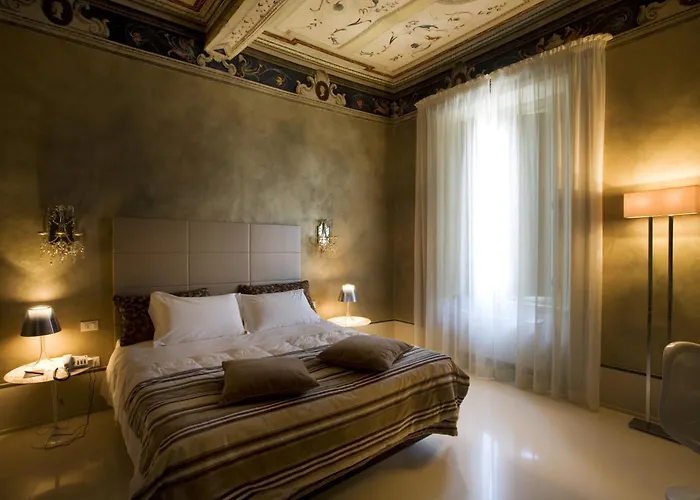 Palazzo Bontadosi & 4*