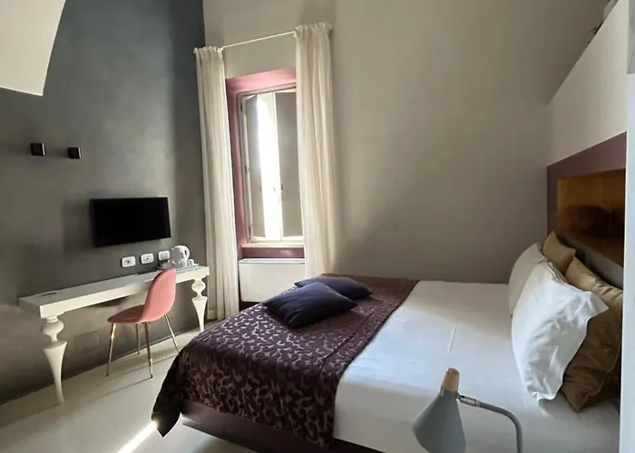 Palazzo Bontadosi & Hotel