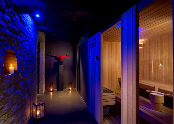 Palazzo Bontadosi & Hotel 4*