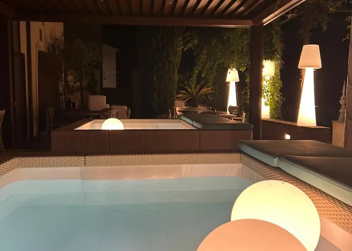 Palazzo Bontadosi & Hotel 4*