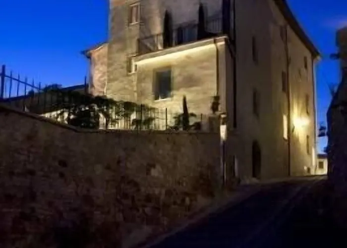 Palazzo Bontadosi & 4* Montefalco
